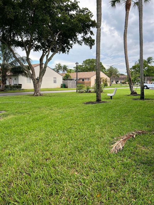 For Rent: $2,000 (1 beds, 1 baths, 597 Square Feet)