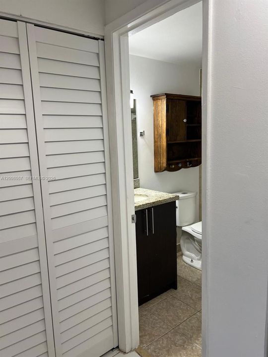 For Rent: $2,000 (1 beds, 1 baths, 597 Square Feet)