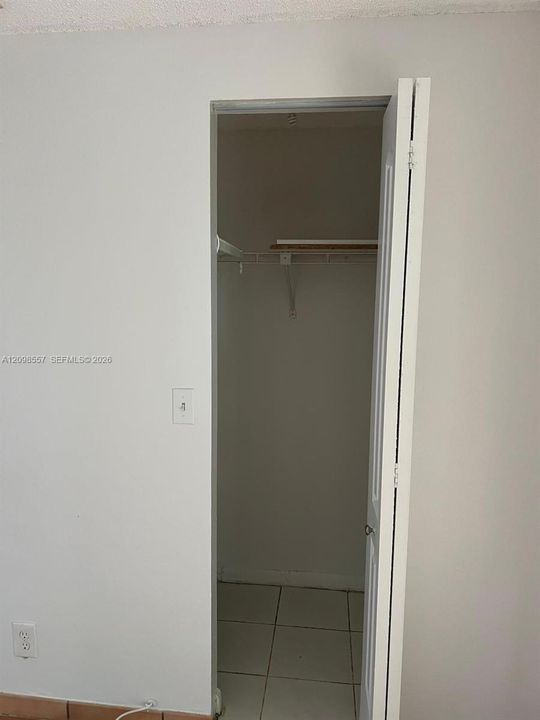 For Rent: $2,000 (1 beds, 1 baths, 597 Square Feet)