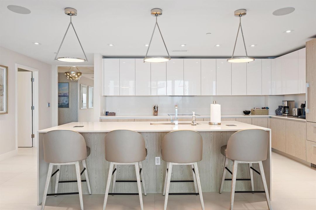 3100 N Ocean Dr 1602p-22