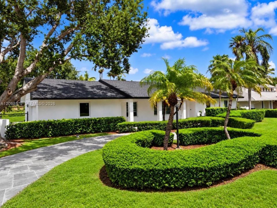 For Sale: $1,649,000 (4 beds, 3 baths, 2328 Square Feet)
