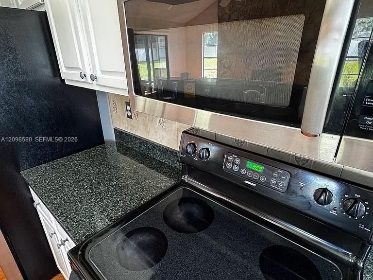 В аренду: $2,400 (3 спален, 2 ванн, 1648 Квадратных фут)
