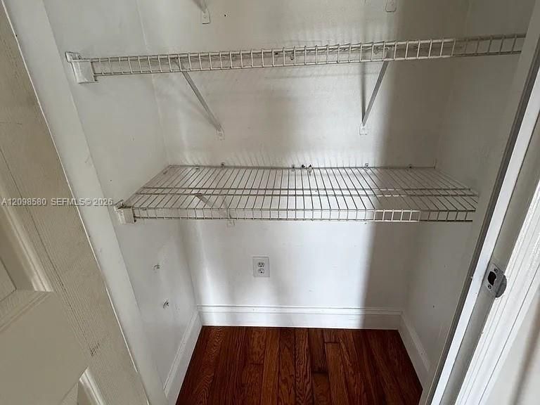 В аренду: $2,400 (3 спален, 2 ванн, 1648 Квадратных фут)
