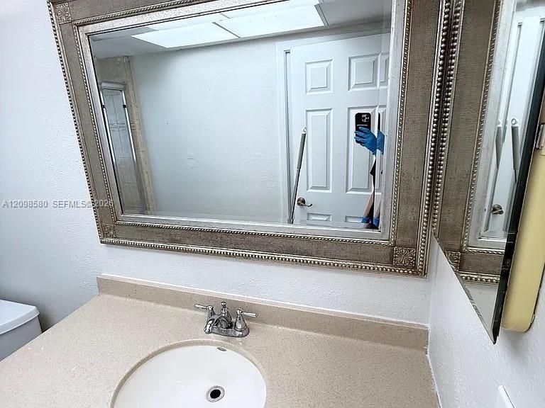 В аренду: $2,400 (3 спален, 2 ванн, 1648 Квадратных фут)