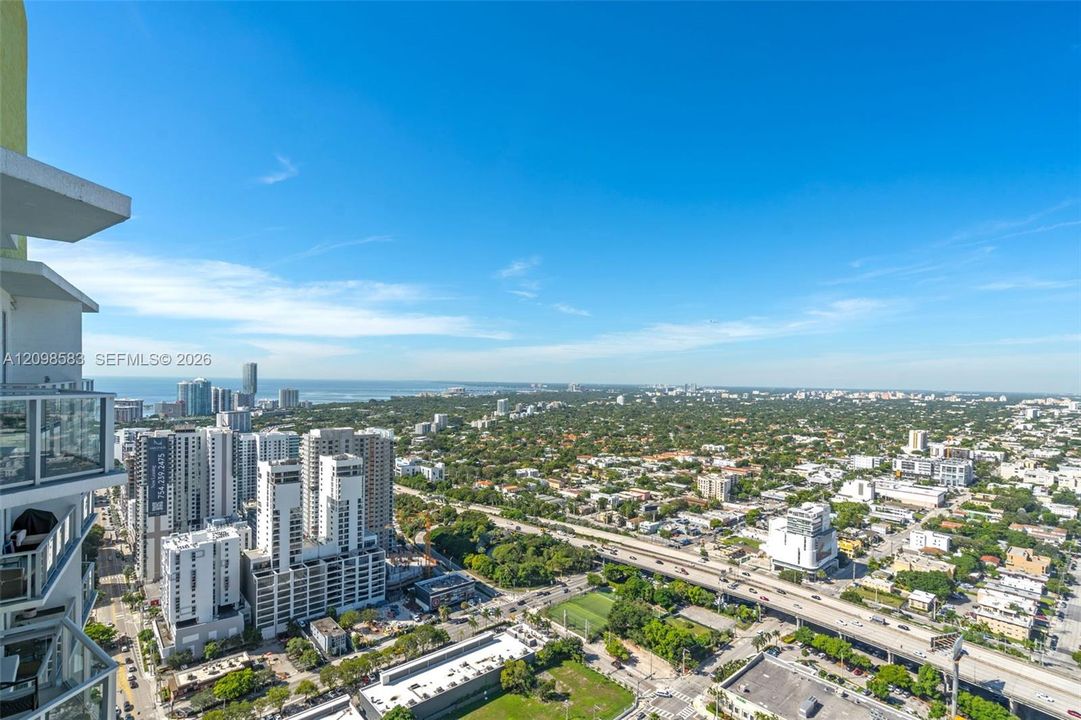 For Sale: $649,999 (2 beds, 2 baths, 1310 Square Feet)