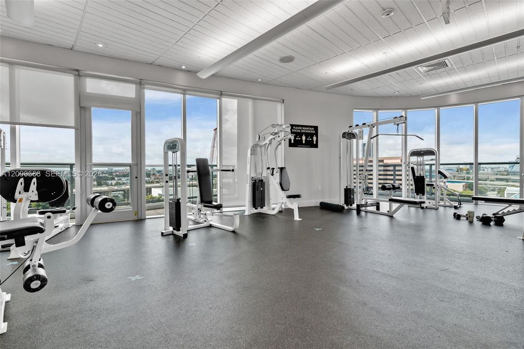 For Sale: $649,999 (2 beds, 2 baths, 1310 Square Feet)
