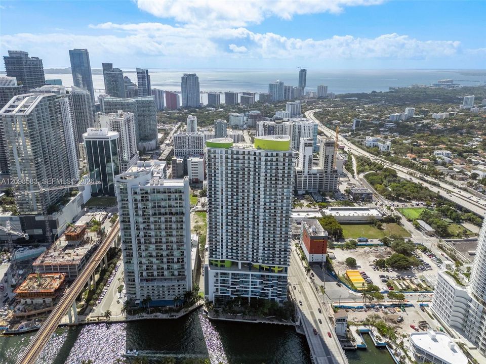 For Sale: $649,999 (2 beds, 2 baths, 1310 Square Feet)