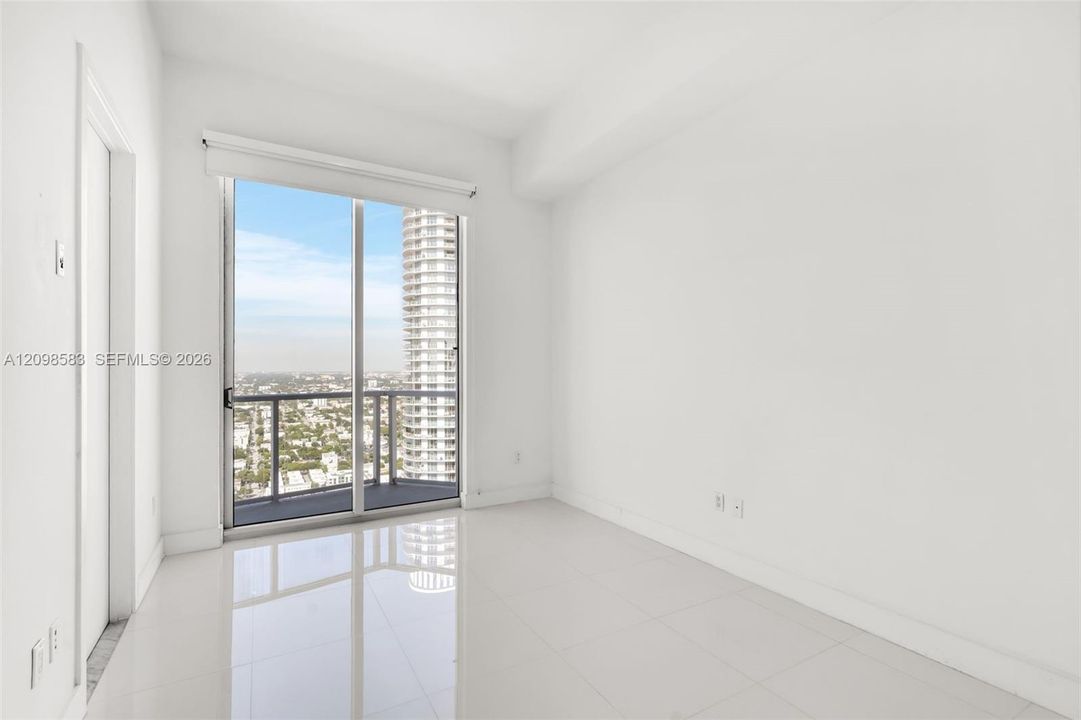For Sale: $649,999 (2 beds, 2 baths, 1310 Square Feet)