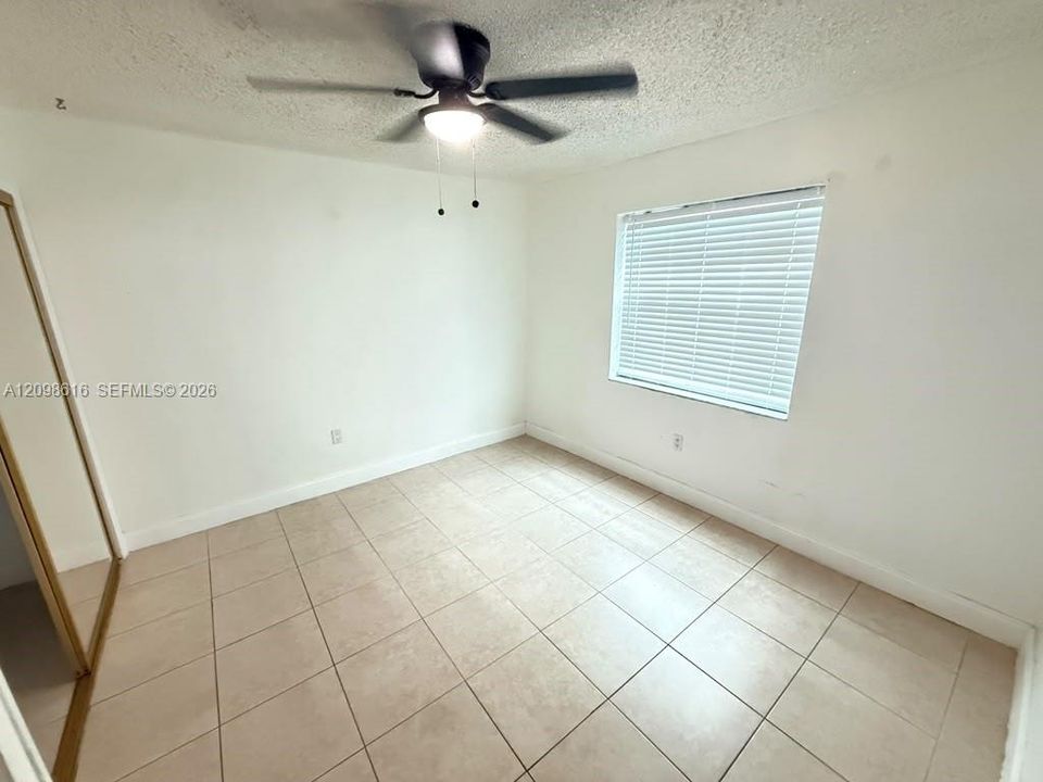 For Rent: $1,750 (1 beds, 1 baths, 529 Square Feet)