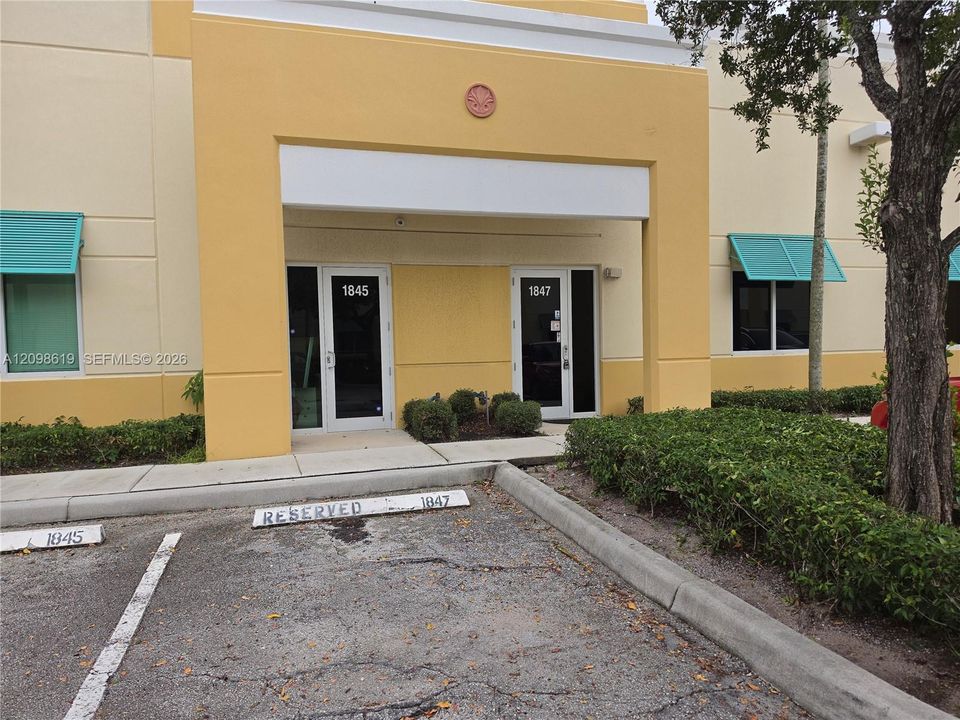 For Rent: $2,200 (0 beds, 0 baths, 0 Square Feet)