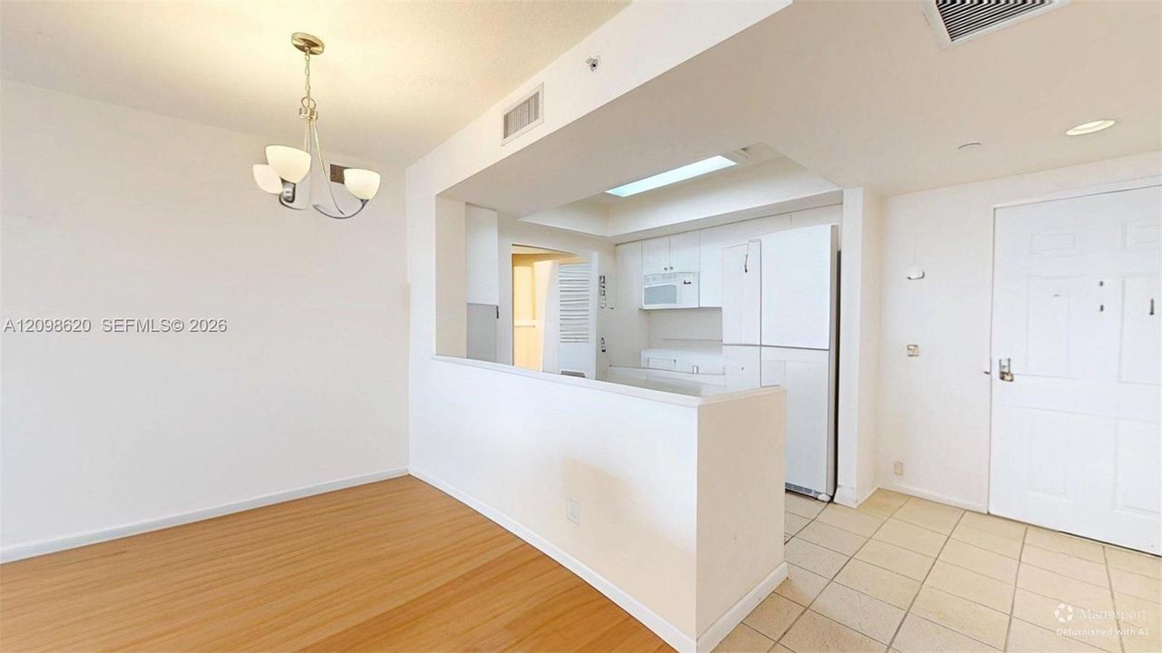 For Sale: $505,000 (2 beds, 2 baths, 1175 Square Feet)