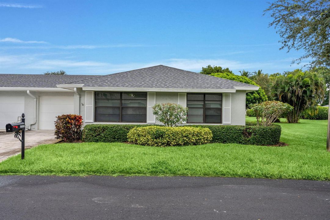 1-web-or-mls-A7409315
