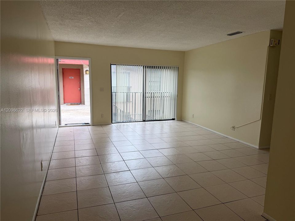 En Renta: $2,800 (3 camas, 2 baños, 966 Pies cuadrados)