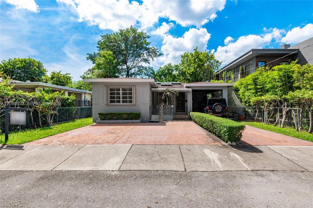 For Sale: $1,199,990 (3 beds, 2 baths, 1476 Square Feet)