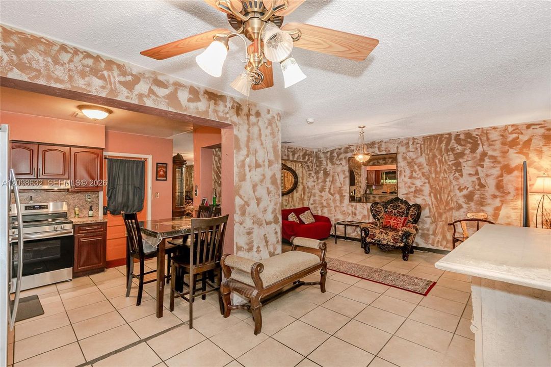 For Sale: $1,199,990 (3 beds, 2 baths, 1476 Square Feet)
