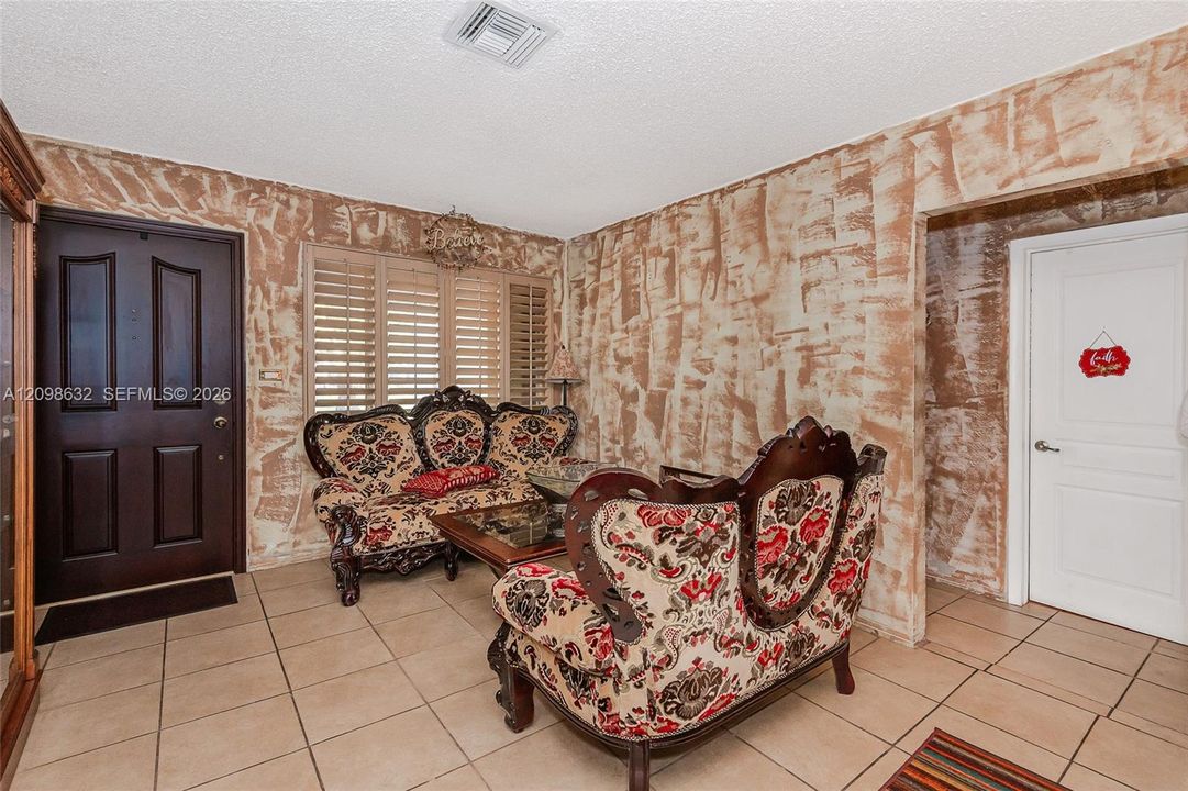 For Sale: $1,199,990 (3 beds, 2 baths, 1476 Square Feet)