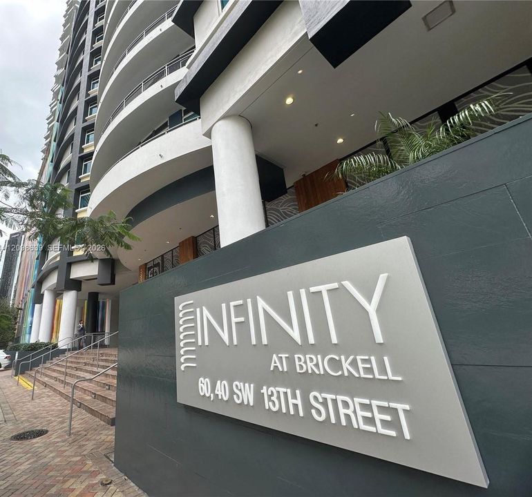 For Rent: $4,700 (2 beds, 3 baths, 1472 Square Feet)