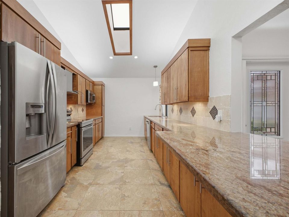 Kitchen 1