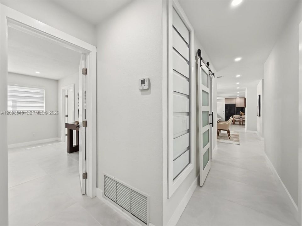 For Sale: $1,599,000 (3 beds, 2 baths, 1860 Square Feet)