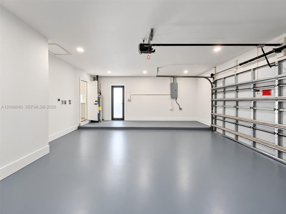 For Sale: $1,599,000 (3 beds, 2 baths, 1860 Square Feet)