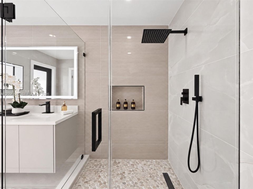 For Sale: $1,599,000 (3 beds, 2 baths, 1860 Square Feet)