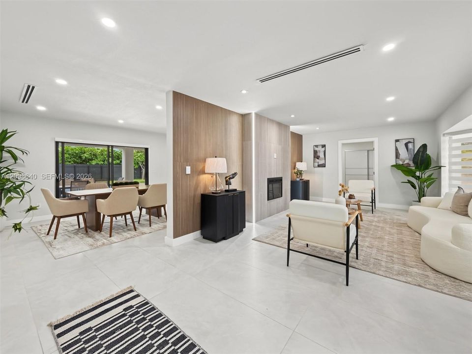 For Sale: $1,599,000 (3 beds, 2 baths, 1860 Square Feet)