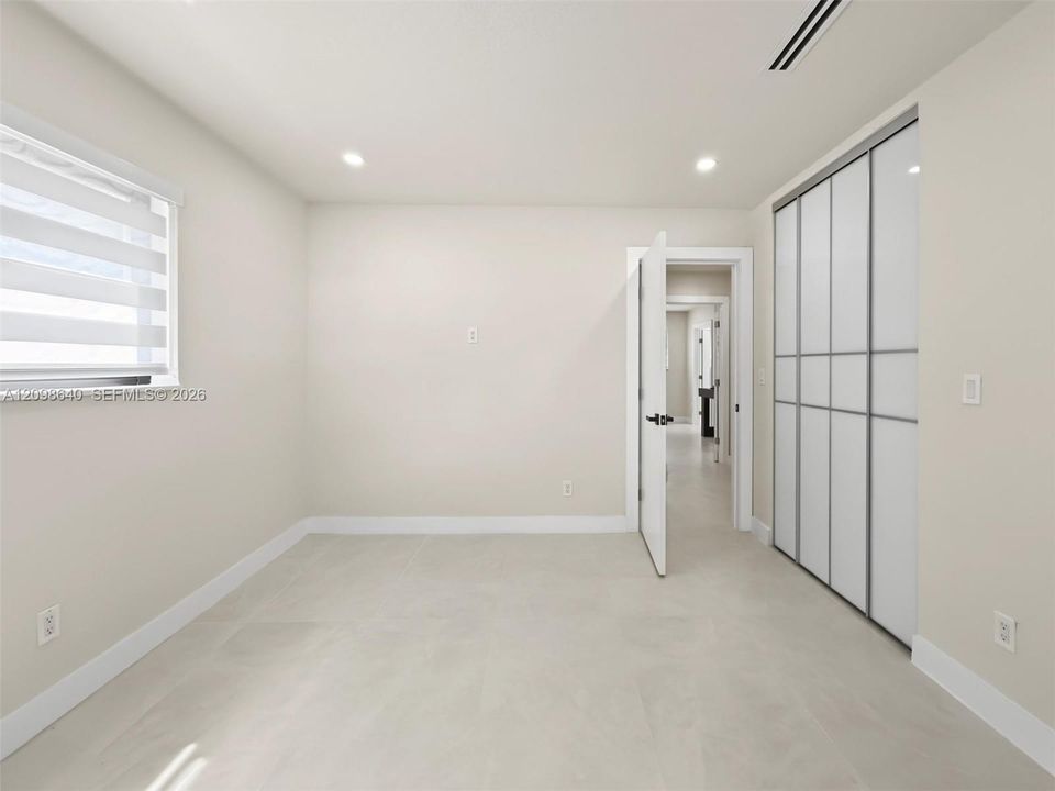 For Sale: $1,599,000 (3 beds, 2 baths, 1860 Square Feet)