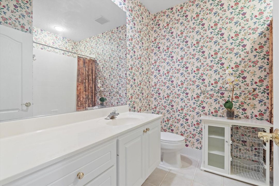 2nd bathroom