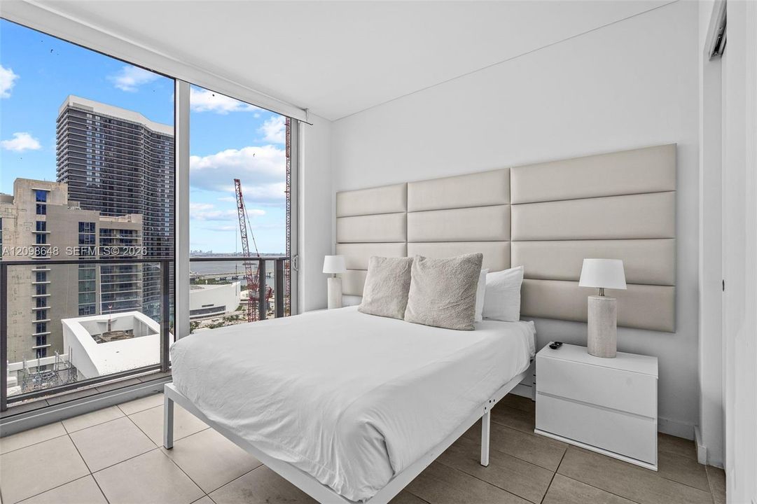 For Sale: $549,900 (2 beds, 1 baths, 647 Square Feet)