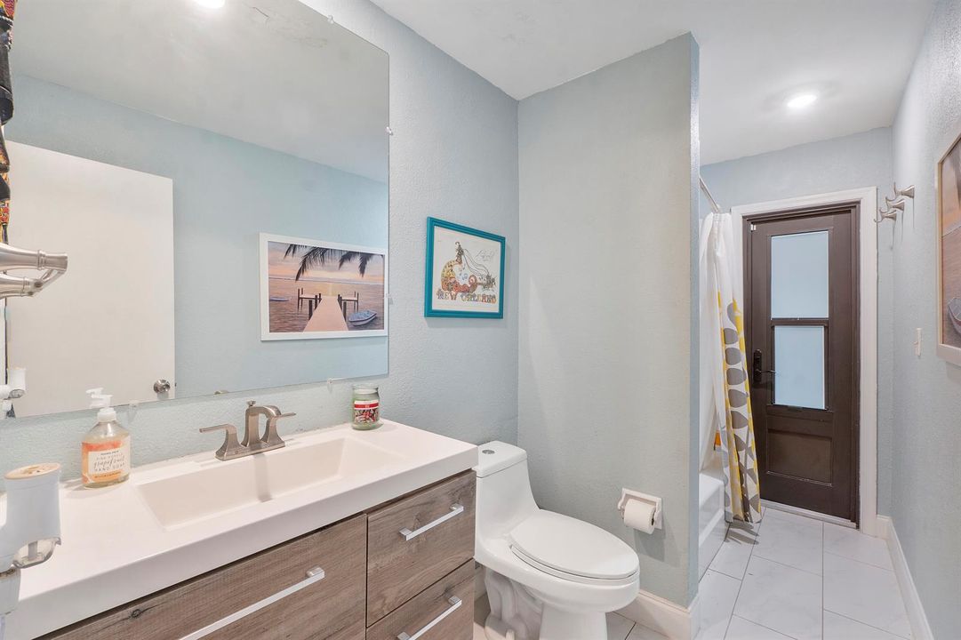 4450_NW_19th_Ave_014