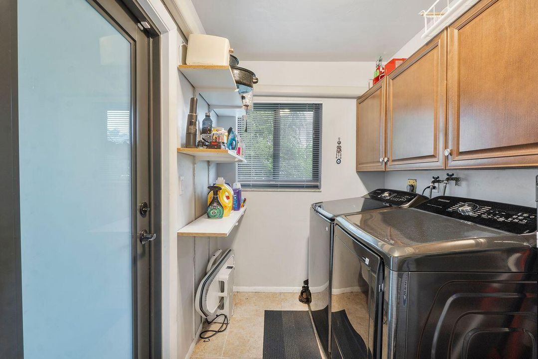 4450_NW_19th_Ave_021