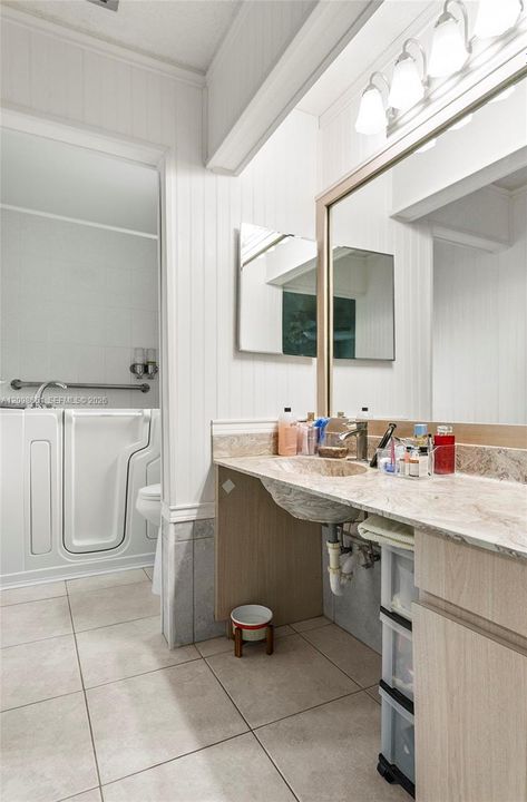 Safe-Step Walk-in Tub with Hydro-Jet Whirlpool