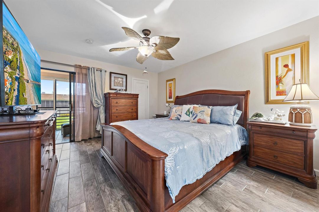 755 Saturn St e203-4