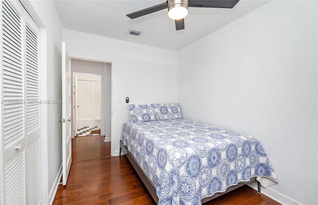 For Rent: $5,900 (3 beds, 2 baths, 1177 Square Feet)
