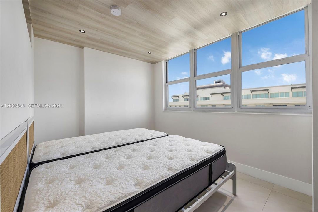 For Rent: $8,500 (2 beds, 2 baths, 1299 Square Feet)