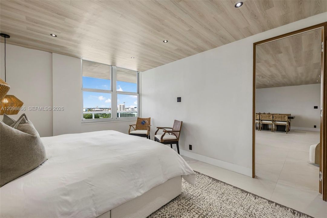 For Rent: $8,500 (2 beds, 2 baths, 1299 Square Feet)