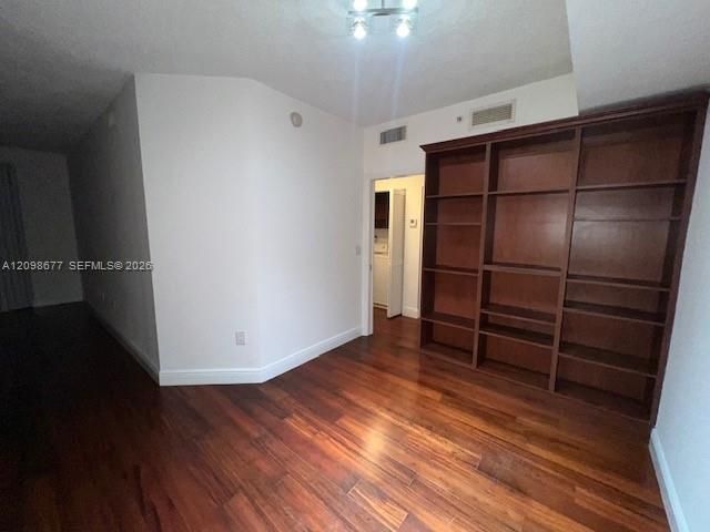 В аренду: $1,790 (1 спален, 1 ванн, 730 Квадратных фут)