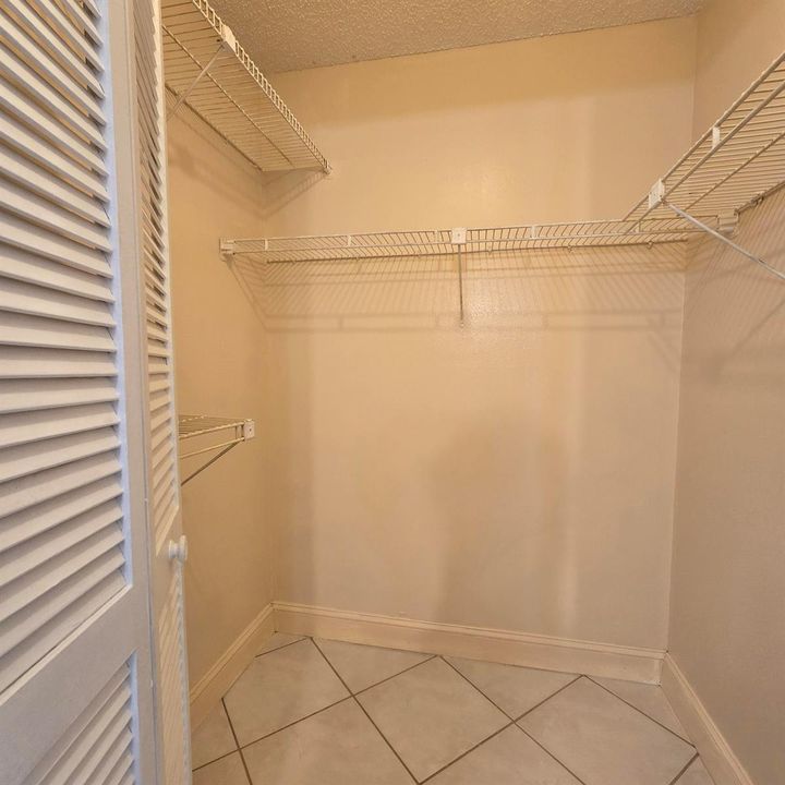Walk In Closet