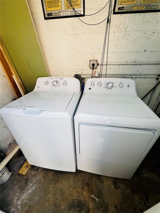 For Rent: $2,650 (1 beds, 1 baths, 800 Square Feet)