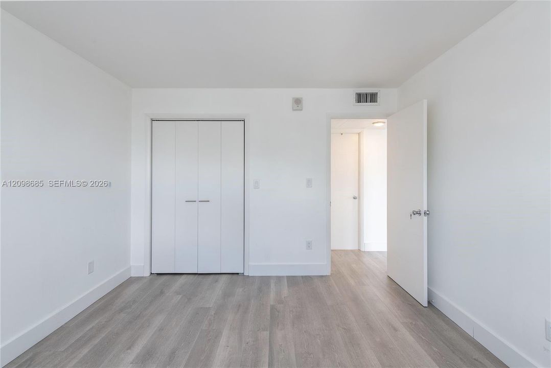 В аренду: $2,750 (1 спален, 1 ванн, 650 Квадратных фут)