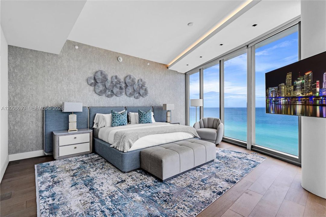 For Sale: $6,340,000 (4 beds, 5 baths, 3204 Square Feet)