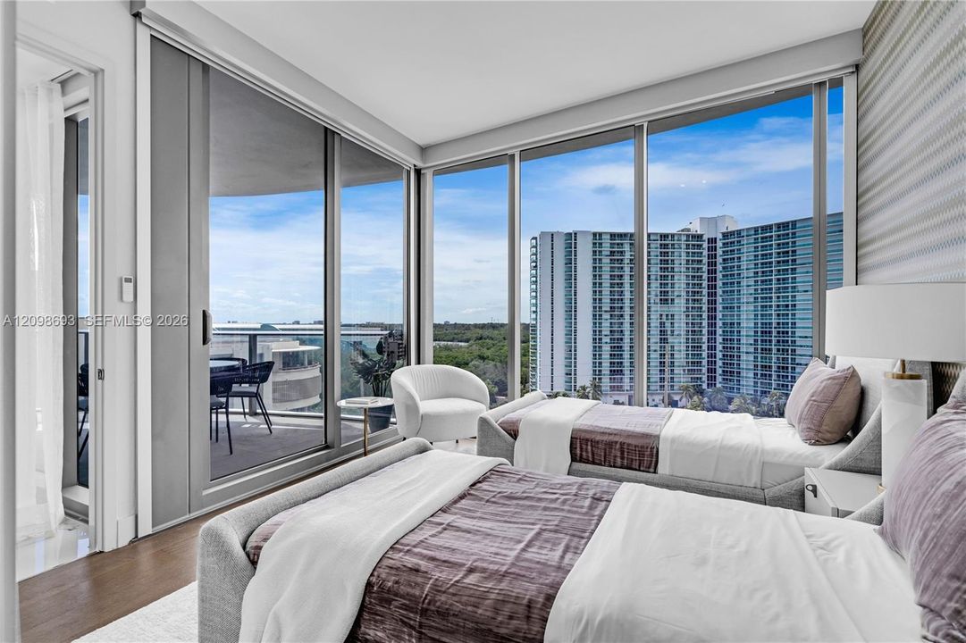 For Sale: $6,340,000 (4 beds, 5 baths, 3204 Square Feet)