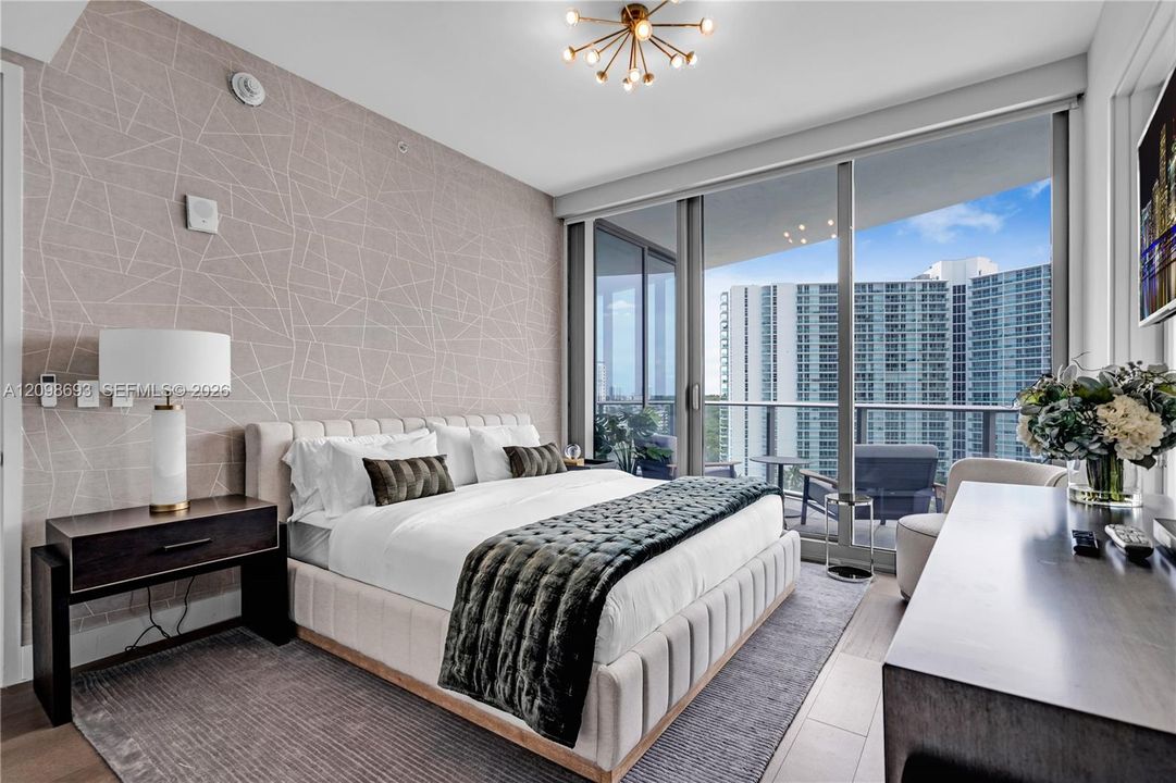 For Sale: $6,340,000 (4 beds, 5 baths, 3204 Square Feet)