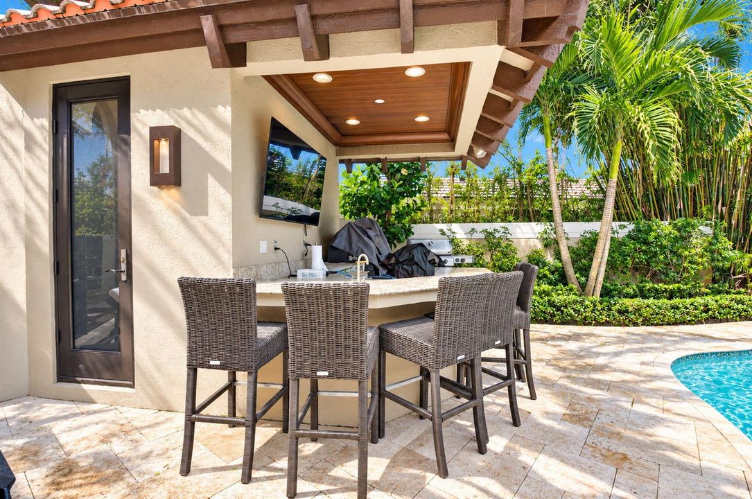 Patio Bar