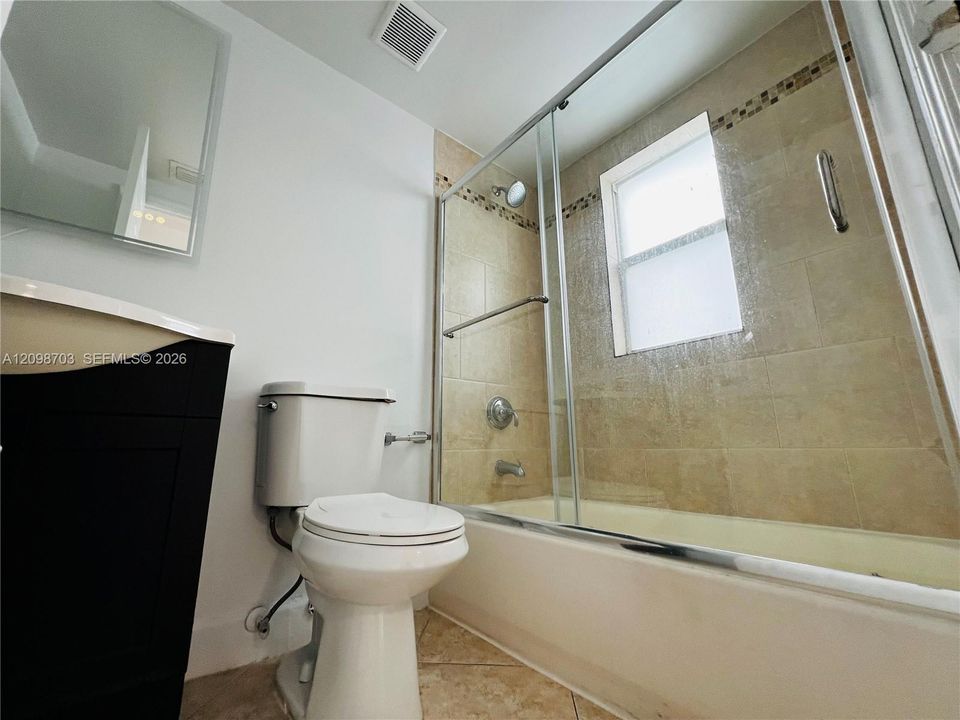 For Rent: $2,250 (1 beds, 1 baths, 800 Square Feet)