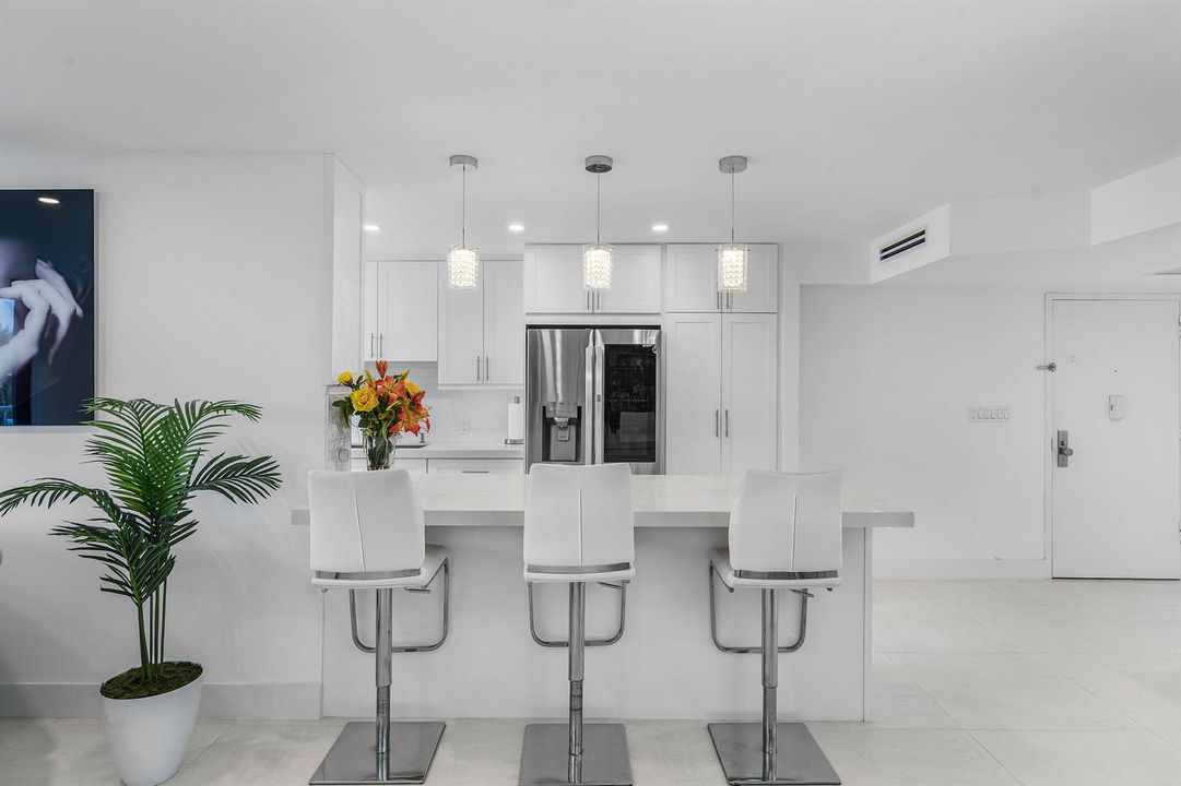 006-2860SouthOceanBoulevard-512-PalmBeac