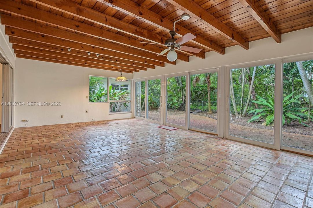 For Rent: $8,950 (4 beds, 4 baths, 2706 Square Feet)
