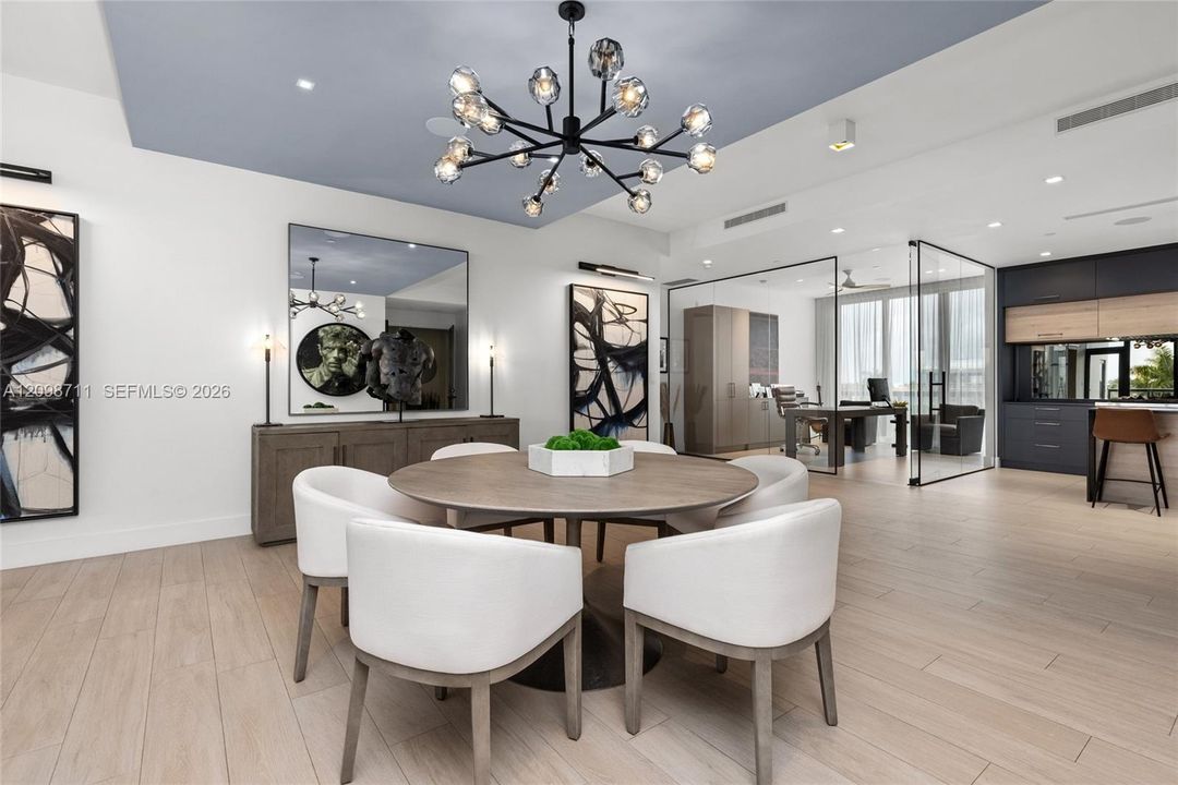 For Sale: $2,999,999 (3 beds, 2 baths, 2590 Square Feet)