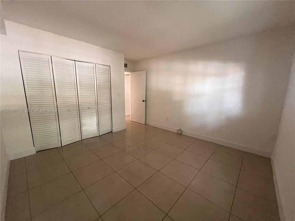 For Rent: $2,600 (2 beds, 2 baths, 1206 Square Feet)