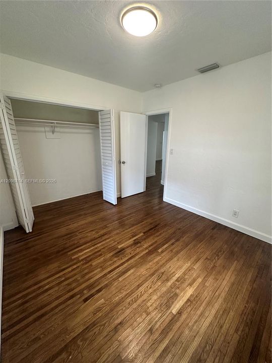 For Rent: $2,800 (2 beds, 1 baths, 1123 Square Feet)